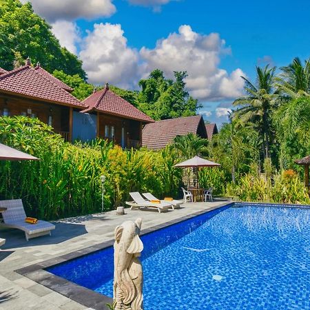 Coconut Hill Cottage Batununggul Ngoại thất bức ảnh