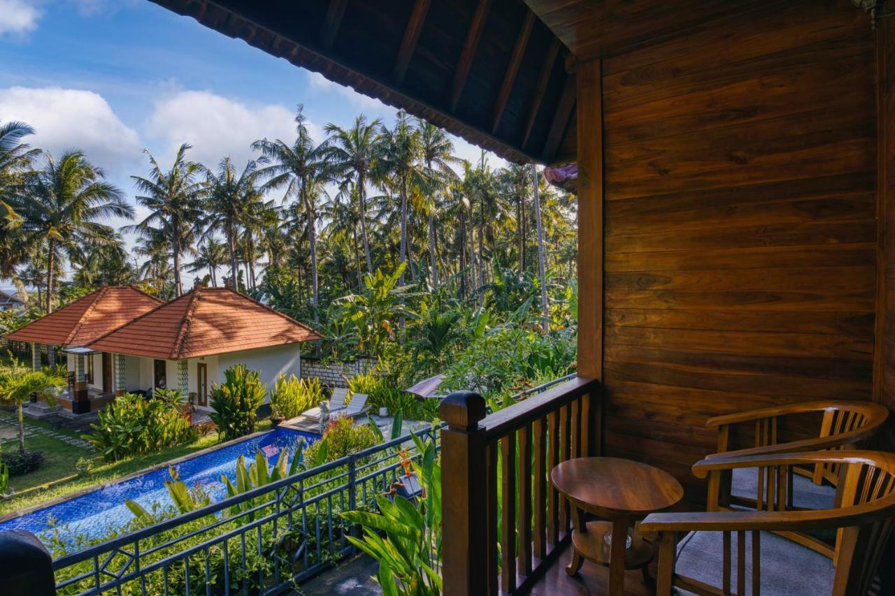Coconut Hill Cottage Batununggul Ngoại thất bức ảnh