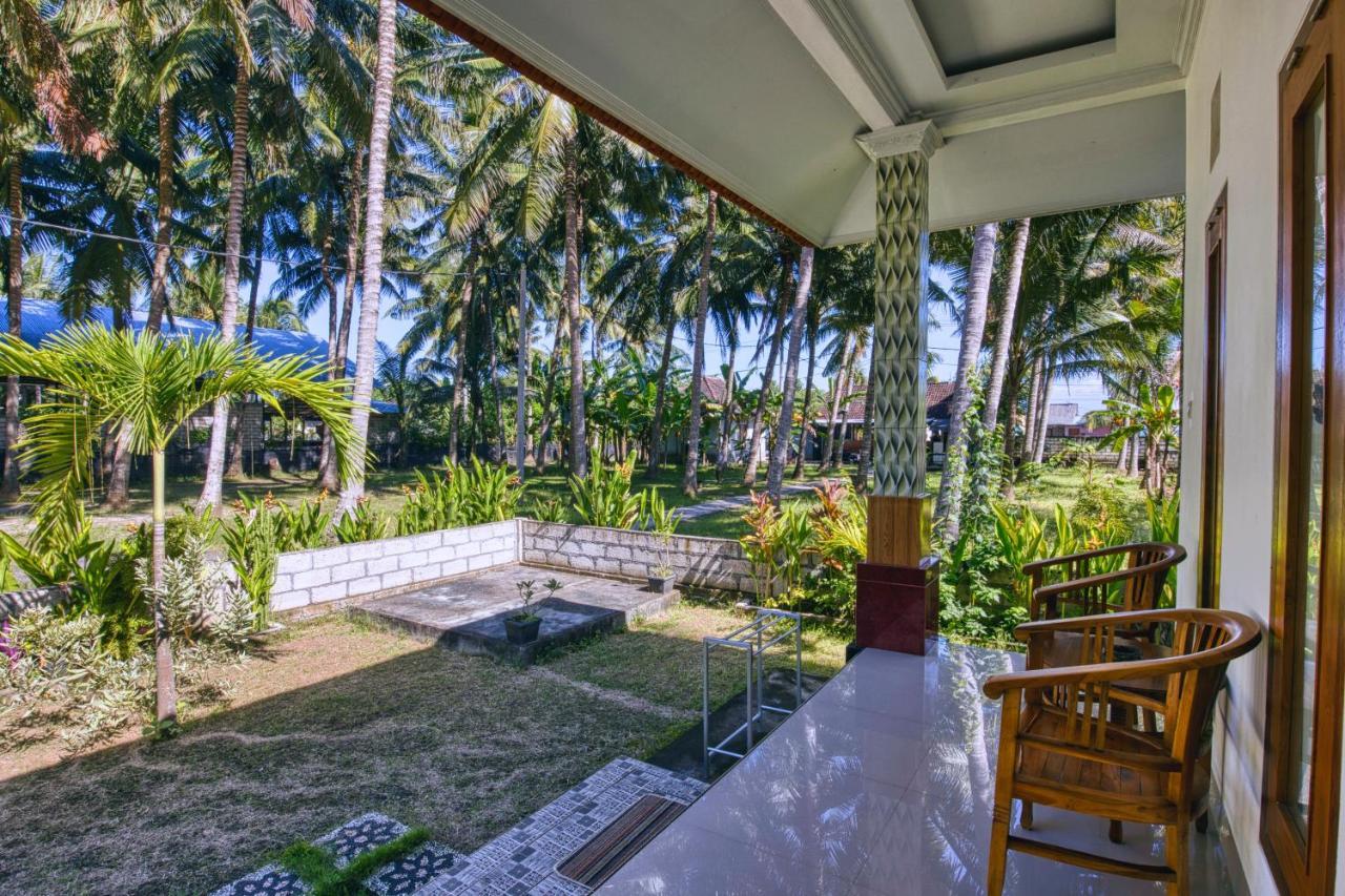 Coconut Hill Cottage Batununggul Ngoại thất bức ảnh